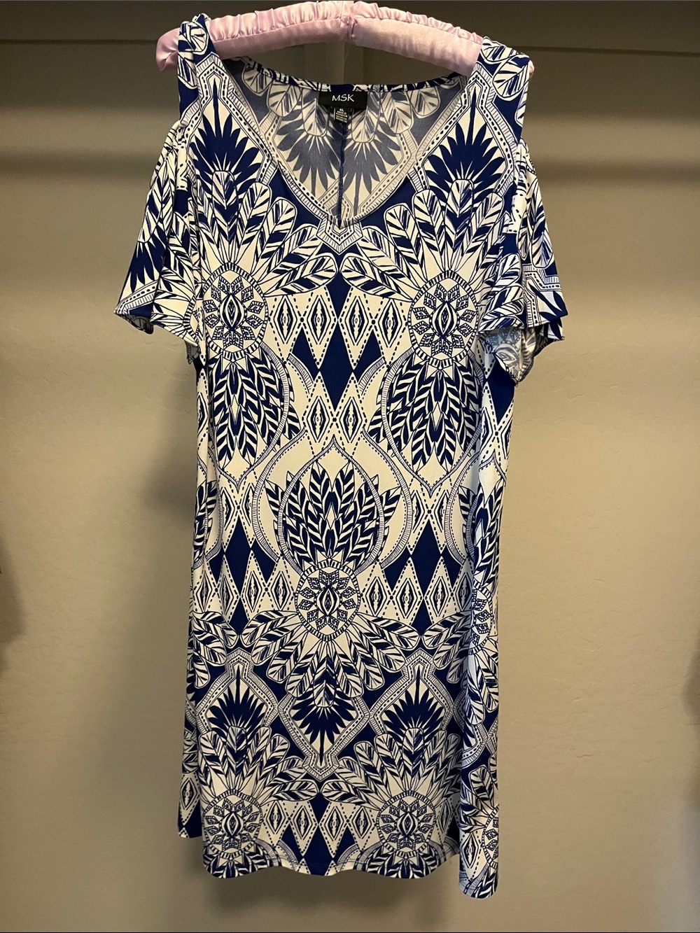MSK Navy and White Geometric V-Neck Dress